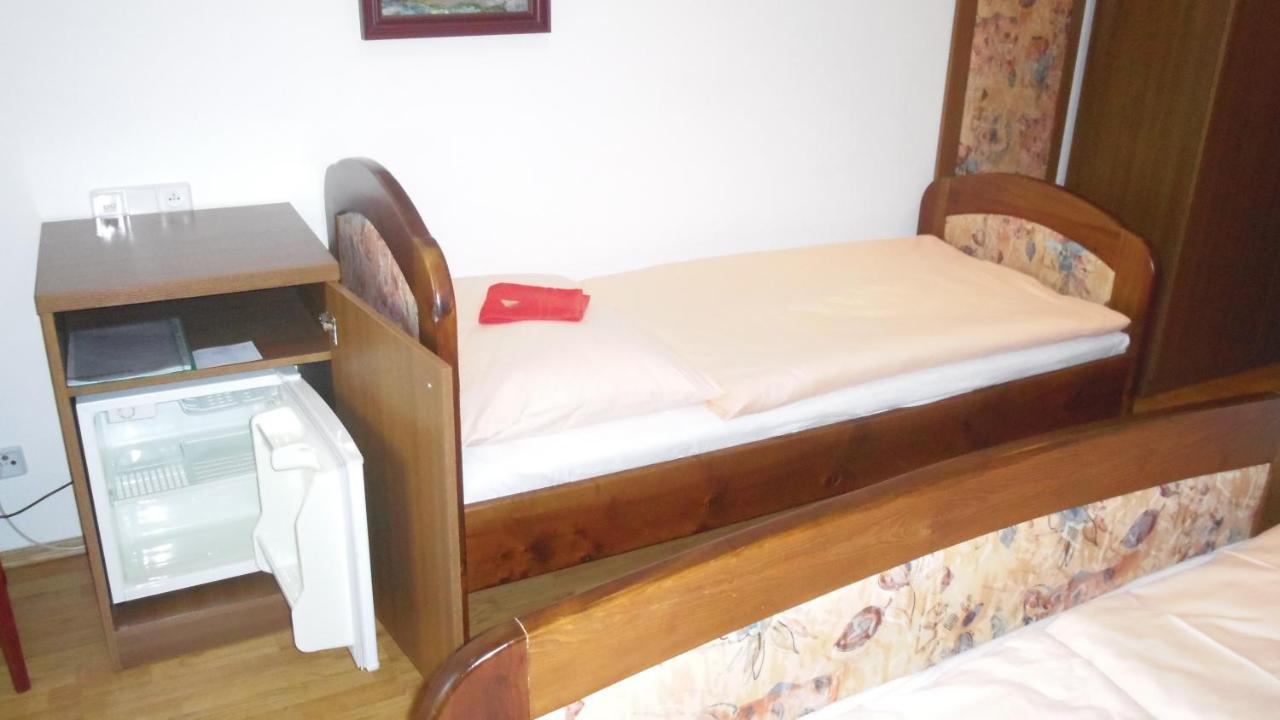 Pension Karolina Trnava Dış mekan fotoğraf