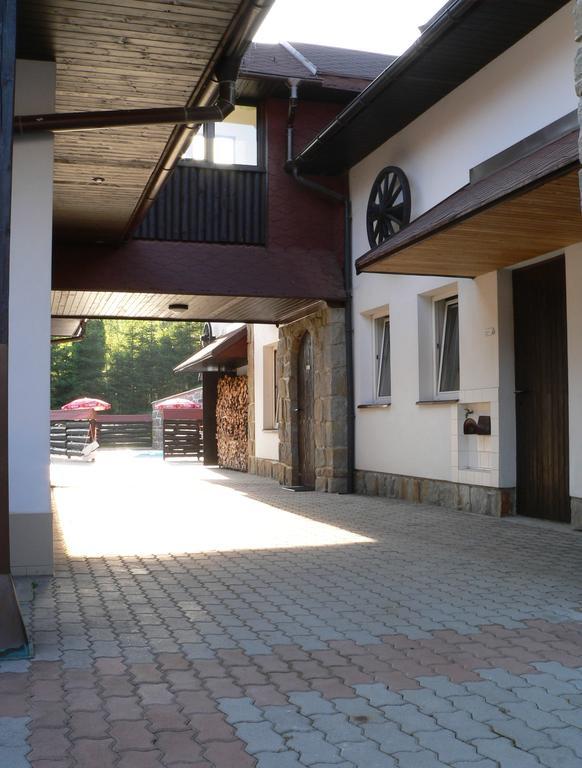 Pension Karolina Trnava Dış mekan fotoğraf